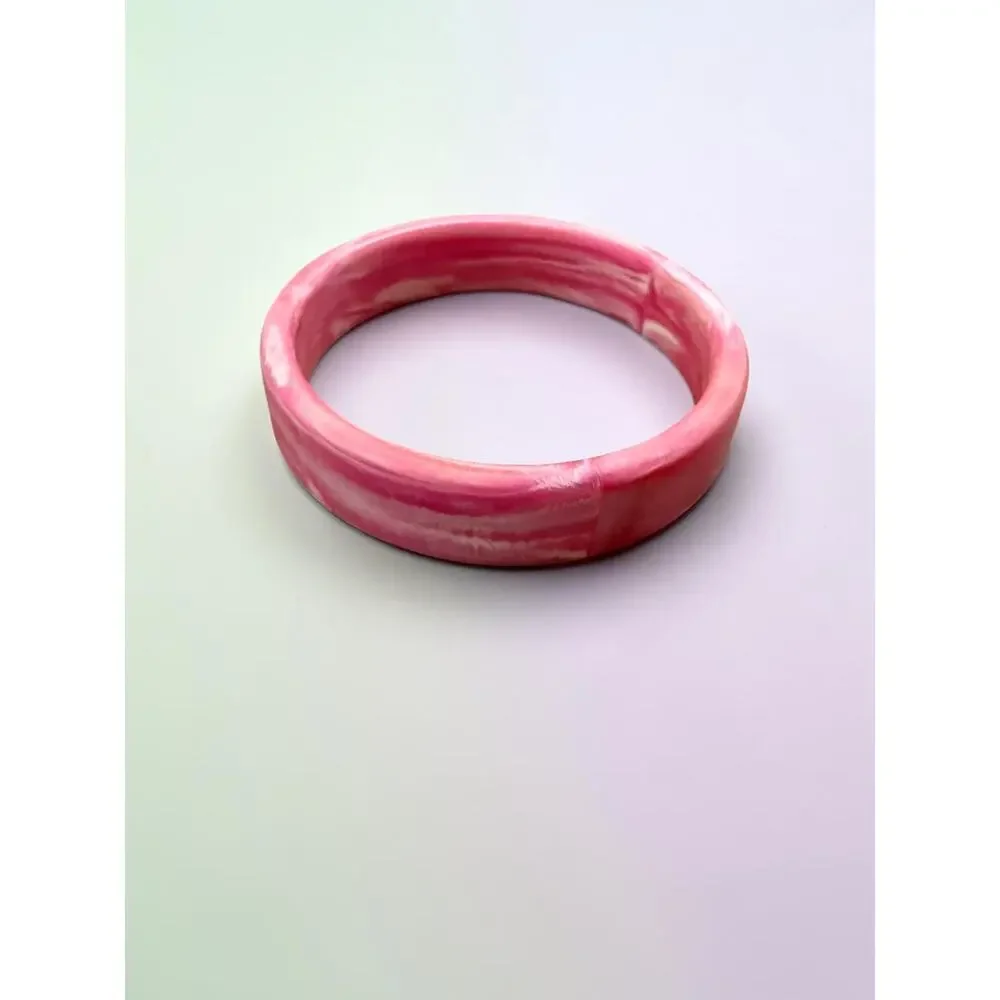 Vintage Pink White Marbled Lucite Bangle Bracelet Matte Mod Slim 10